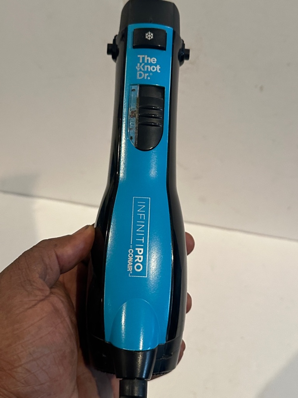 Conair InfinitiPro The Knot Dr. Hair Tool - Blue & Black Women’s Hair Care Tool
